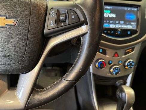 Used 2015 Chevrolet Trax LT w/ LT Plus Package FWD image 12