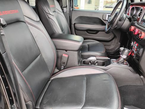 Used 2018 Jeep Wrangler Unlimited Rubicon image 11