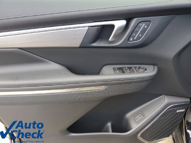 Used 2026 Buick Enclave Preferred w/ Power Package FWD image 21