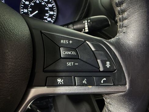 Certified 2020 Nissan Sentra SV FWD image 25