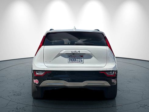 Used 2024 Kia Niro Wave FWD image 5