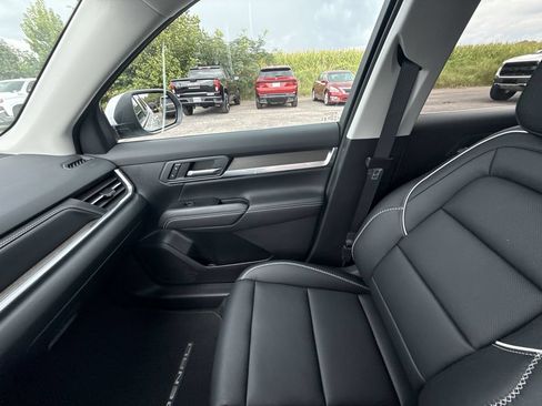 Used 2026 GMC Terrain Denali AWD/4WD image 26