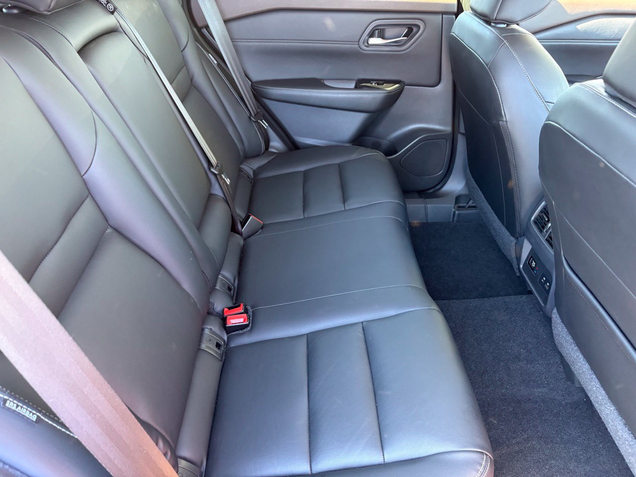 Used 2023 Nissan Rogue SL w/ SL Premium Package FWD image 14