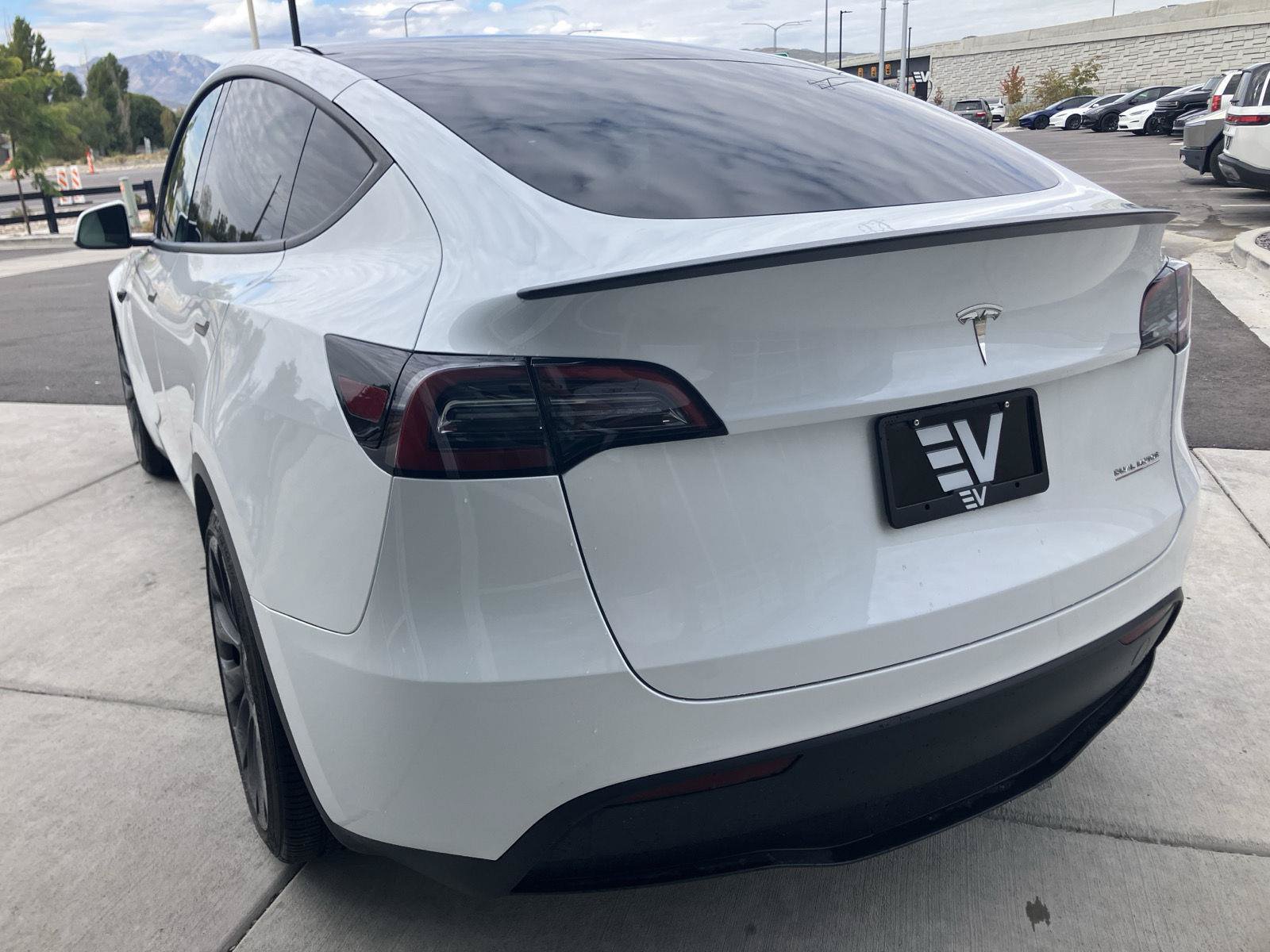 Used 2023 Tesla Model Y Performance AWD/4WD image 6