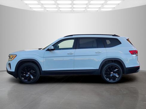Used 2024 Volkswagen Atlas SE FWD image 4