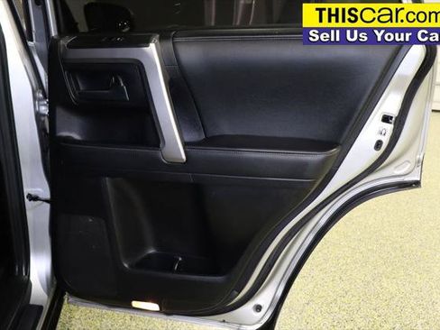 Used 2021 Toyota 4Runner SR5 RWD image 31