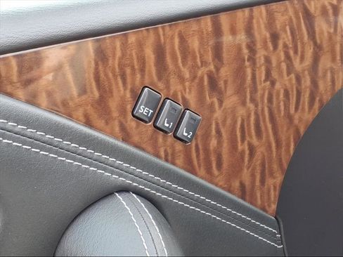 Used 2017 Nissan Armada Platinum w/ Captain Seat Package image 17