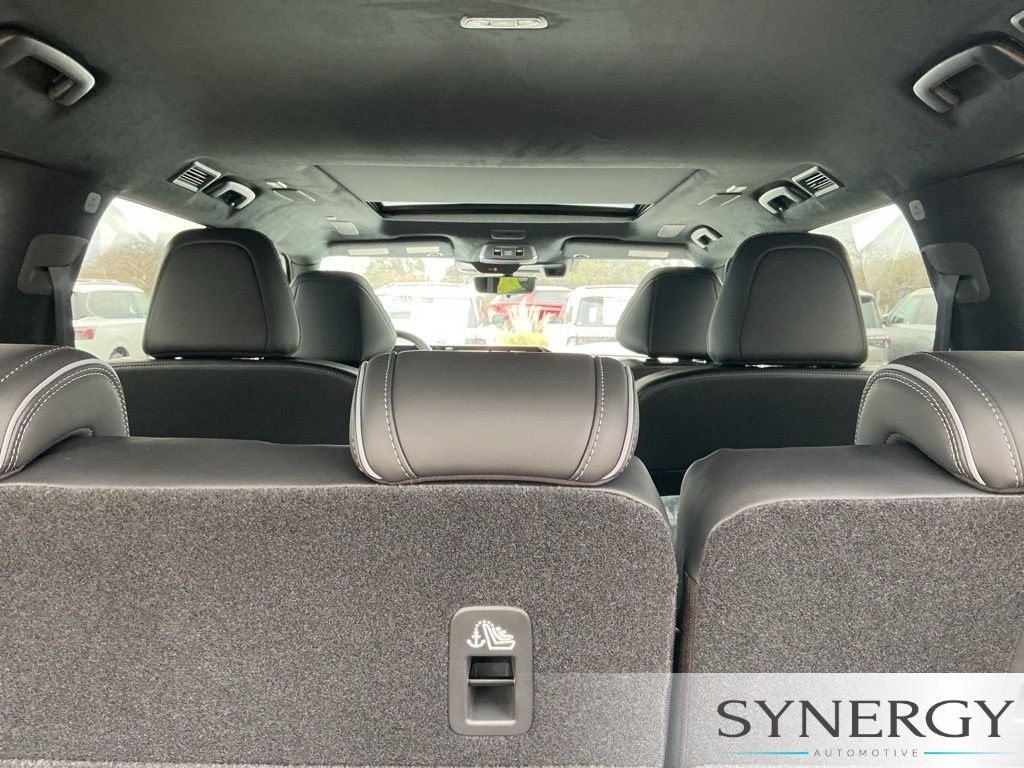 New 2026 INFINITI QX80 Autograph w/ Premium Cargo Package AWD/4WD image 39