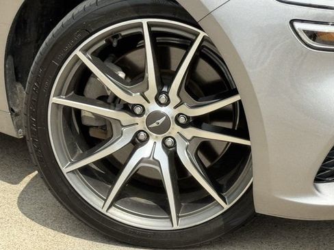 Used 2022 Genesis G70 3.3T RWD image 32