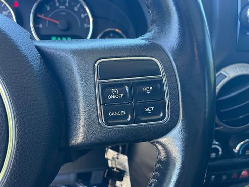 Used 2015 Jeep Wrangler Unlimited Sport w/ Quick Order Package 24S AWD/4WD image 24