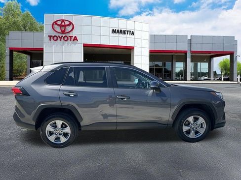 Used 2025 Toyota RAV4 XLE image 30