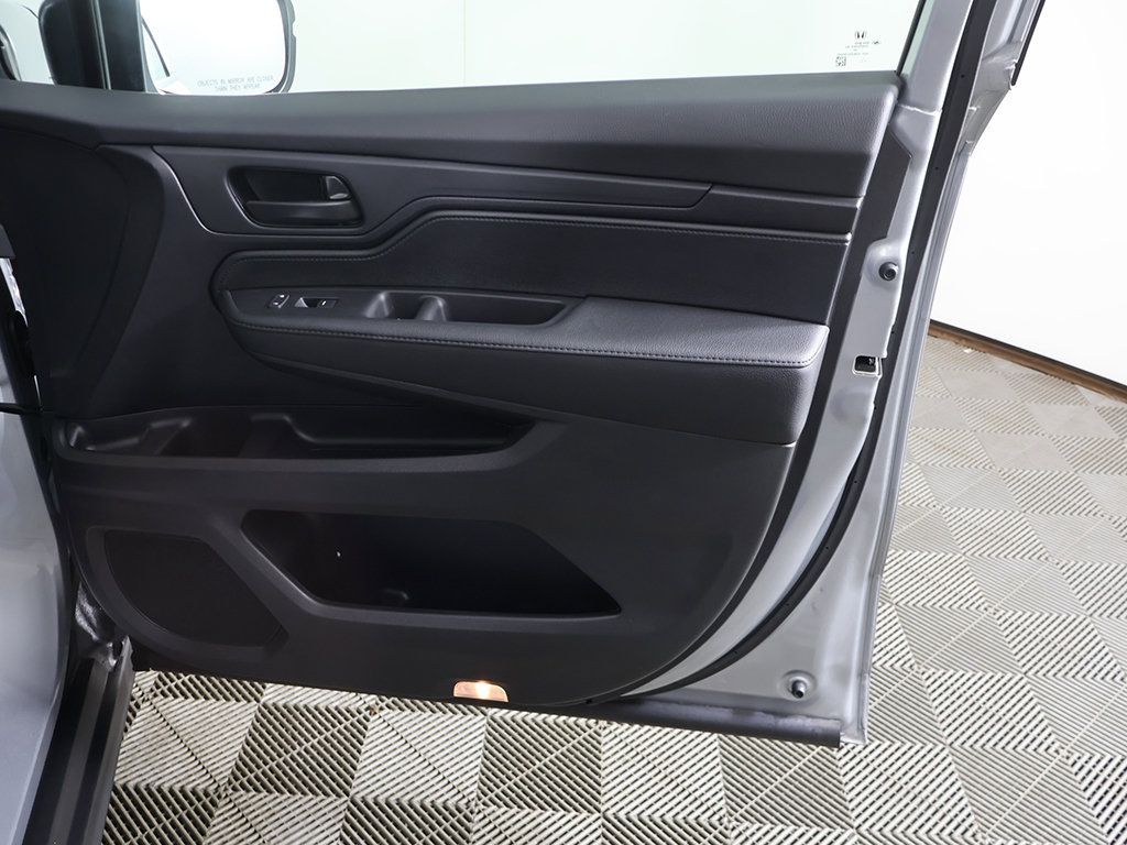 Certified 2026 Honda Odyssey EX-L image 25