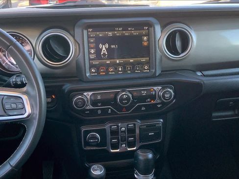 Used 2023 Jeep Wrangler Sahara image 6