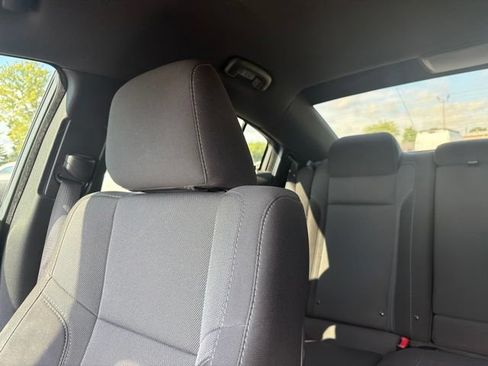 Used 2018 Dodge Charger R/T RWD image 10