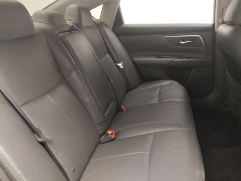 Used 2015 Nissan Altima 2.5 SV image 19