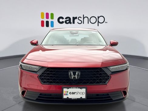 Used 2023 Honda Accord EX image 8