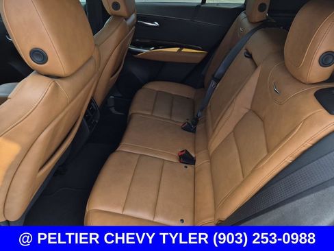 Used 2021 Cadillac XT4 Premium Luxury FWD image 35