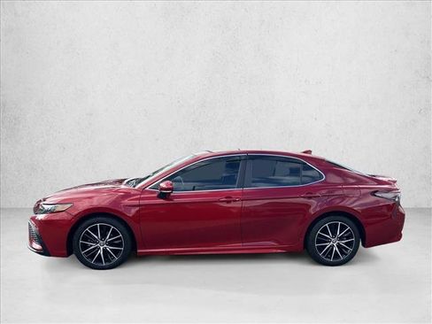 Used 2022 Toyota Camry SE image 8