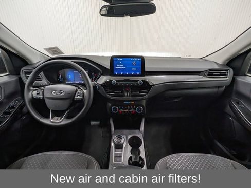 Certified 2024 Ford Escape Active w/ Cold Weather Package FWD image 3