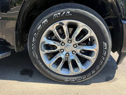 Used 2023 RAM 1500 Laramie AWD/4WD image 57