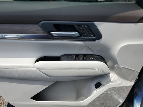 New 2026 GMC Terrain Denali AWD/4WD image 17
