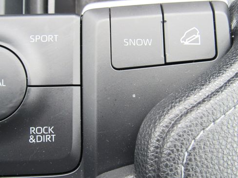 Used 2025 Toyota Grand Highlander AWD image 31