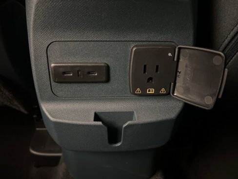 New 2025 Ford Maverick XLT w/ XLT Luxury Package image 26