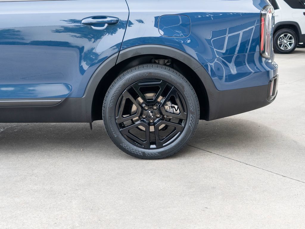Certified 2024 Kia Telluride SX X-Line AWD/4WD image 33