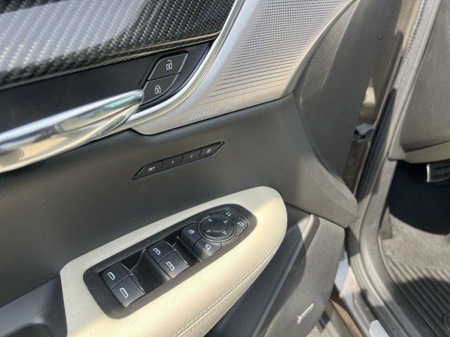 Used 2020 Cadillac XT6 Sport AWD/4WD image 24