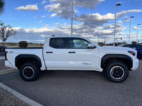 New 2026 Toyota Tacoma TRD Off-Road image 6