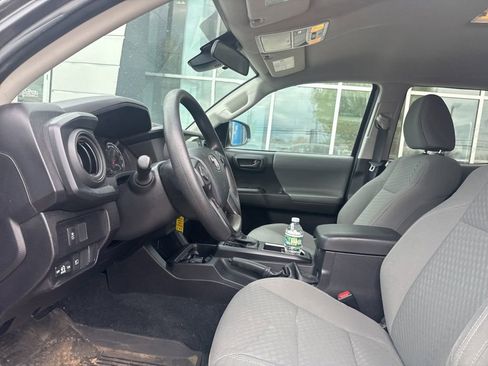Used 2023 Toyota Tacoma SR AWD/4WD image 17