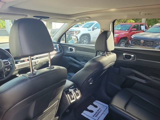 Used 2024 Kia Sorento SX FWD image 13