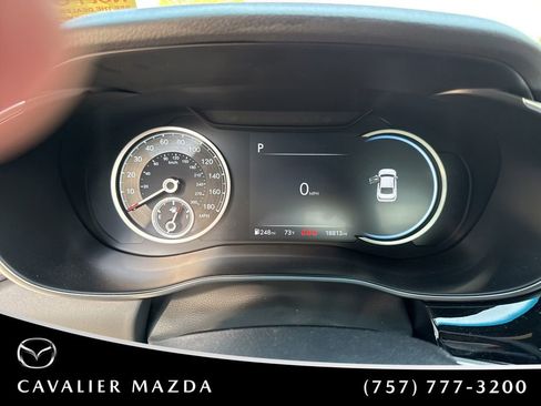 Used 2024 Genesis G70 2.5T w/ Sport Prestige Package image 9