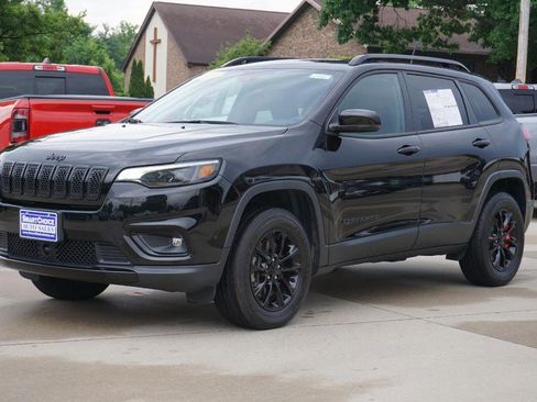 Used 2023 Jeep Cherokee Altitude Lux AWD/4WD image 7