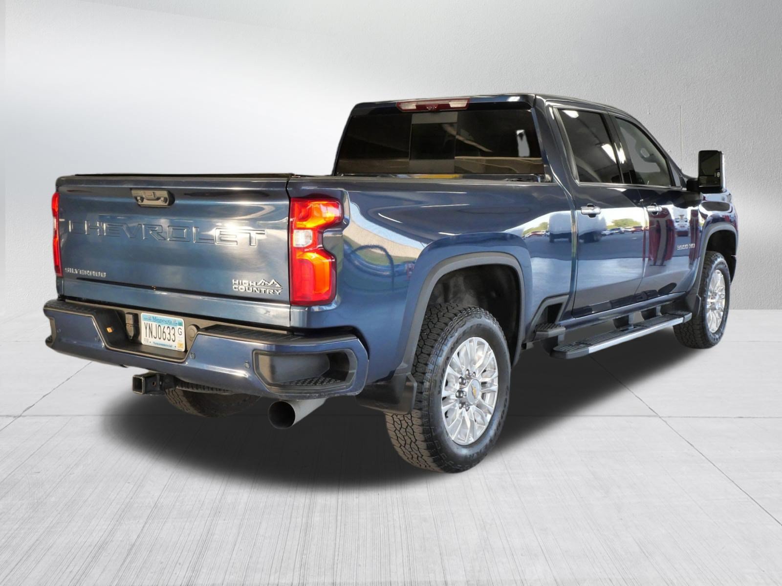 Used 2022 Chevrolet Silverado 3500 High Country w/ Z71 Off-Road Package AWD/4WD image 7