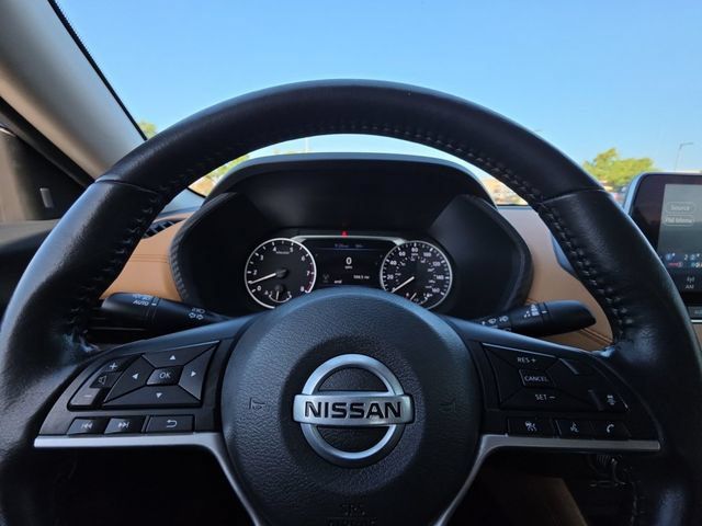 Used 2022 Nissan Sentra SV w/ SV Premium Package FWD image 25