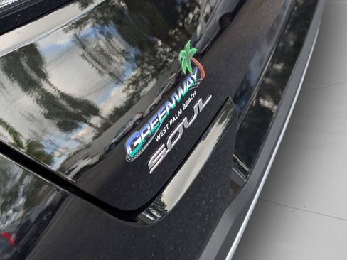 Certified 2023 Kia Soul EX image 22