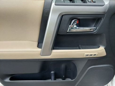 Used 2018 Toyota 4Runner Limited AWD/4WD image 36