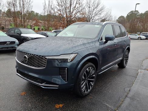 New 2026 Volvo XC90 B6 Ultra w/ Protection Package image 8