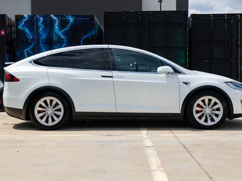 Used 2018 Tesla Model X P100D AWD/4WD image 19