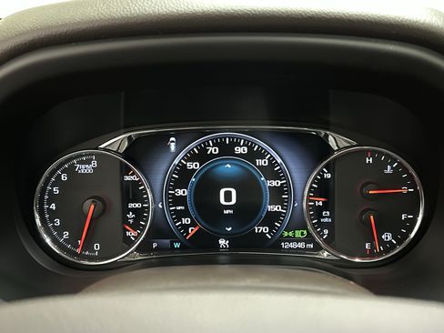 Used 2019 GMC Acadia Denali w/ Technology Package AWD/4WD image 31