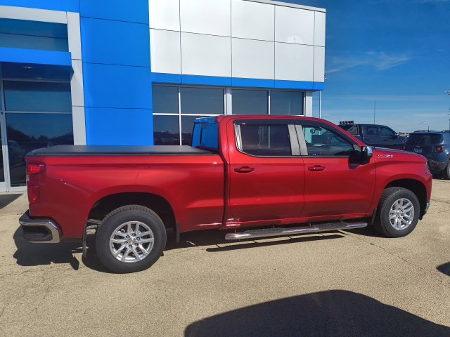 Used 2020 Chevrolet Silverado 1500 LT w/ All-Star Edition AWD/4WD image 2