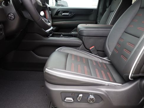 New 2026 GMC Yukon XL AT4 Ultimate AWD/4WD image 11