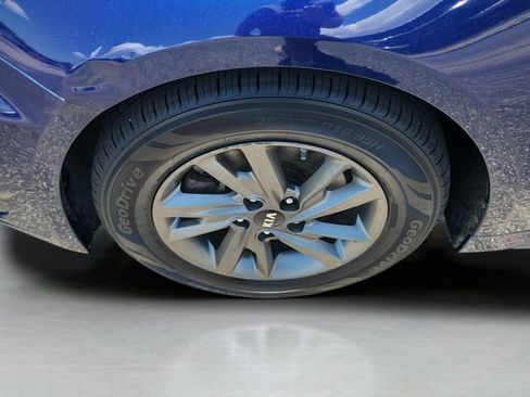 Used 2020 Kia Optima LX FWD image 23