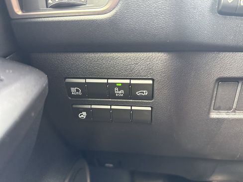 Used 2018 Lexus NX 300h AWD w/ Premium Package image 16