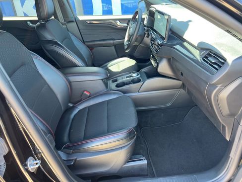 Used 2025 Ford Escape ST-Line w/ Tech Pack #1 image 13
