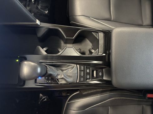 Certified 2025 Toyota Camry SE image 18