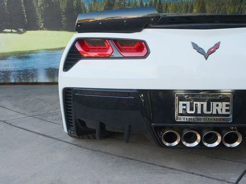 Used 2019 Chevrolet Corvette Grand Sport w/ Carbon Flash Badge Package image 31
