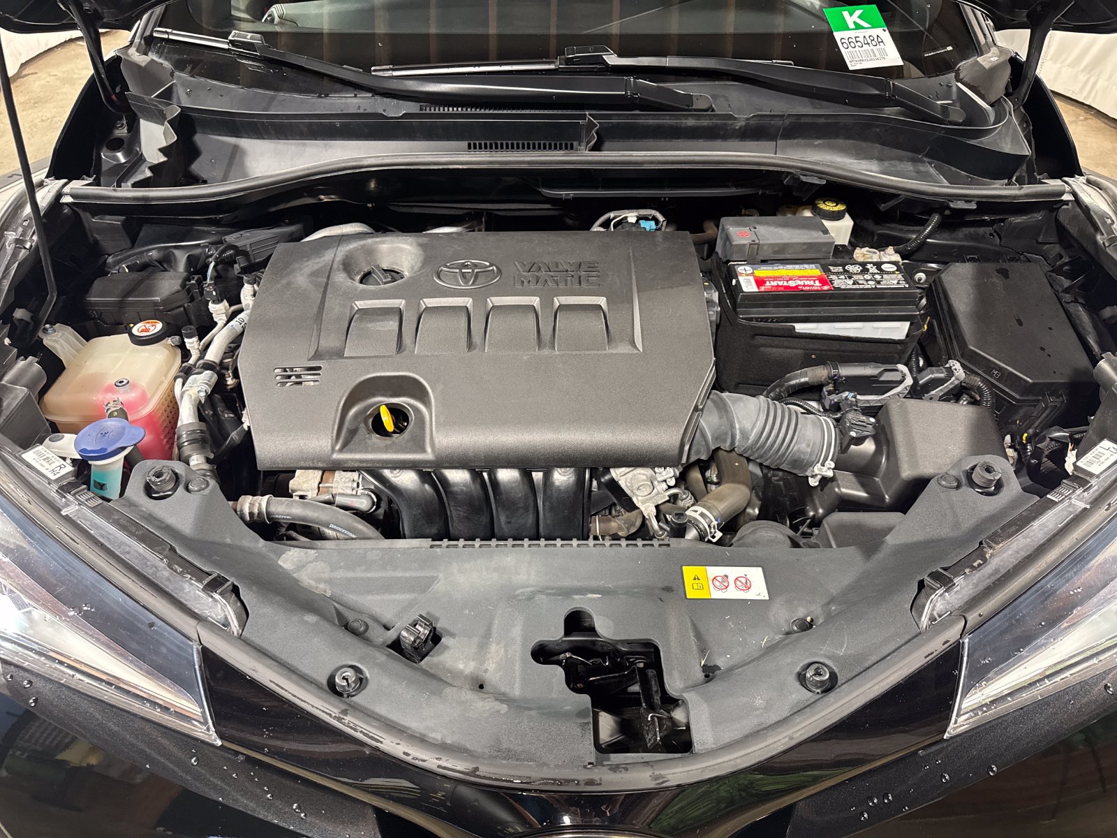 Used 2018 Toyota C-HR XLE FWD image 22