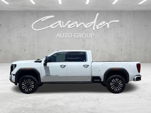 Used 2024 GMC Sierra 2500 Denali Ultimate w/ Max Trailering Package AWD/4WD image 16